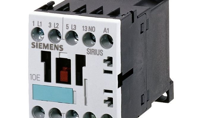 Top 5 Industries in Oman Using Siemens 3RH1140-1AP00 for Efficient Motor Control